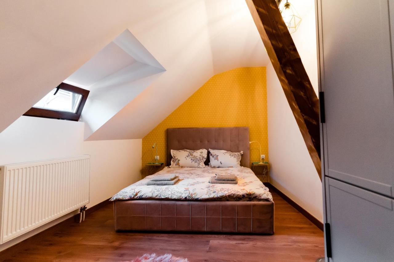 Apartament Galeria Grafit *